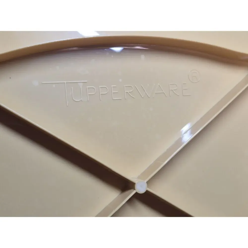 Set Of 2 Vintage Tuperware Cake Takers Gold/ Frosted